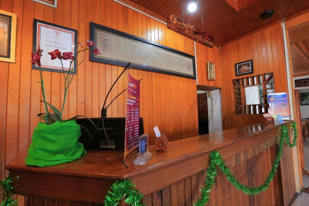 Hotel Ambun Suri Bukittinggi Bagian luar foto