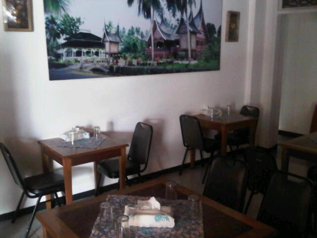 Hotel Ambun Suri Bukittinggi Bagian luar foto